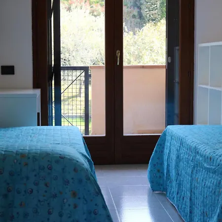 In With View Balcony *